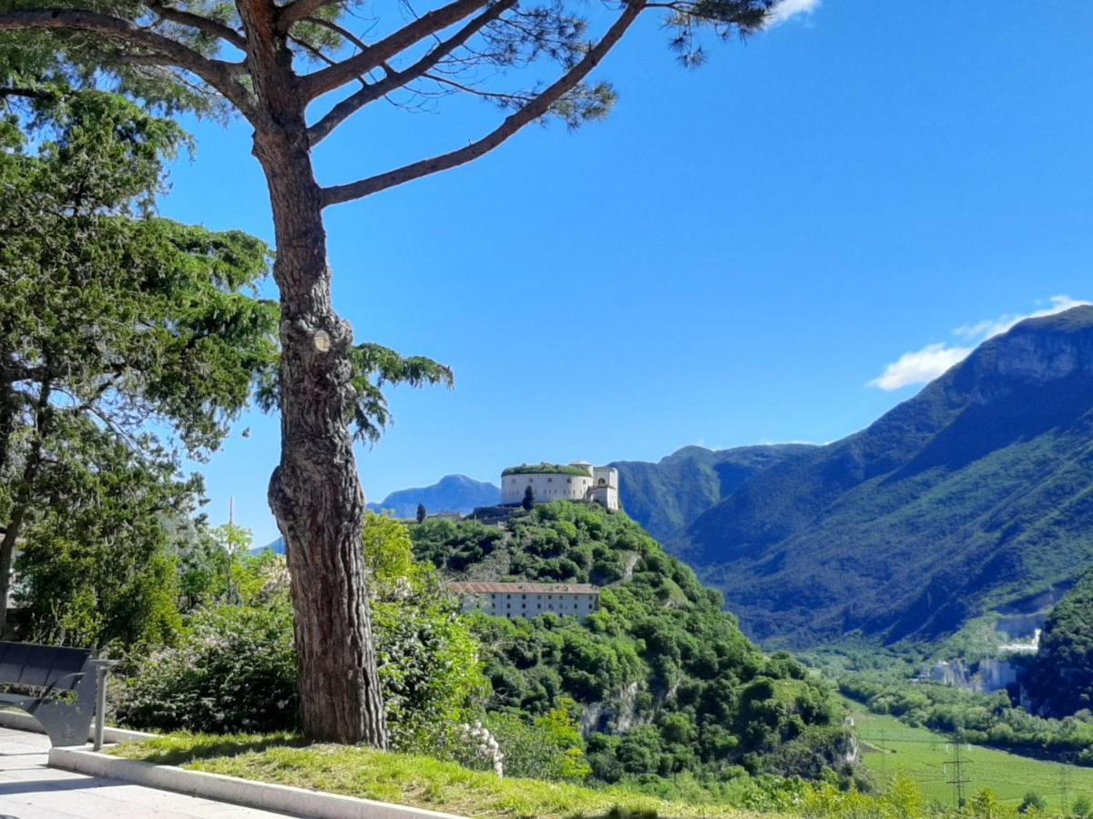 Appartamento Al Forte Rivoli Veronese Bagian luar foto